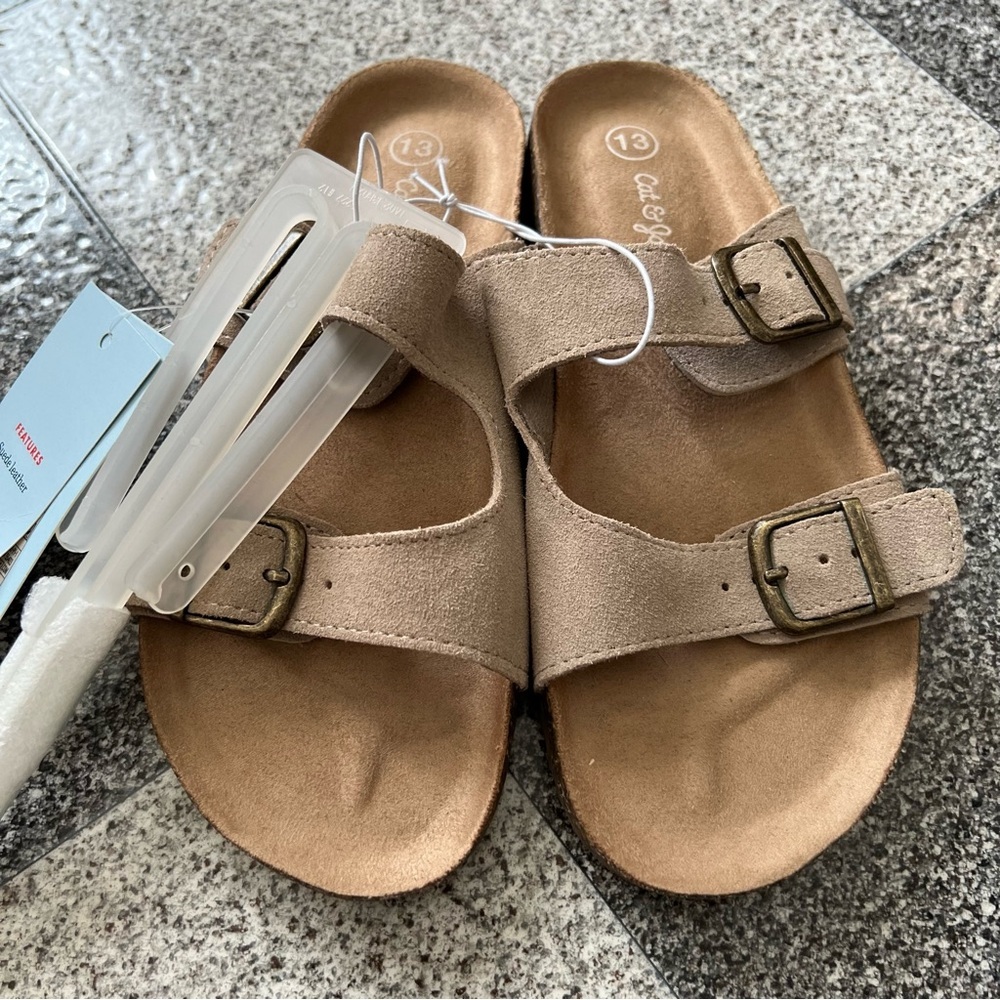 🌸2/$20 Cat & Jack Brown Suede Double Strap Sandals- Size 13
